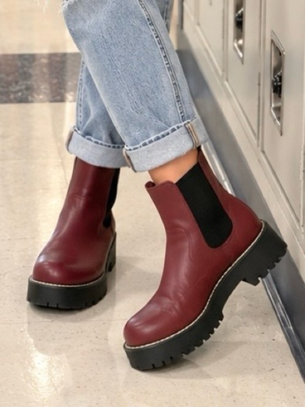 Dirty Laundry Burgundy Chelsea Ankle Boots Women’s 7 Chunky Lug Sole